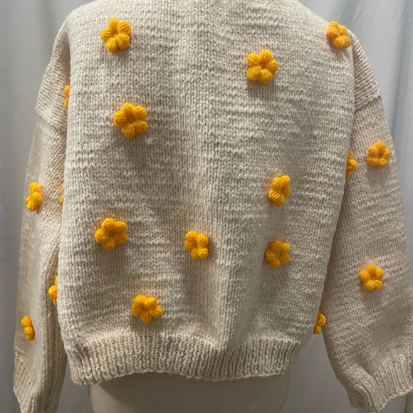 Cozy Cream Sweater with Yellow Floral Accents - Picture 2 of 7
